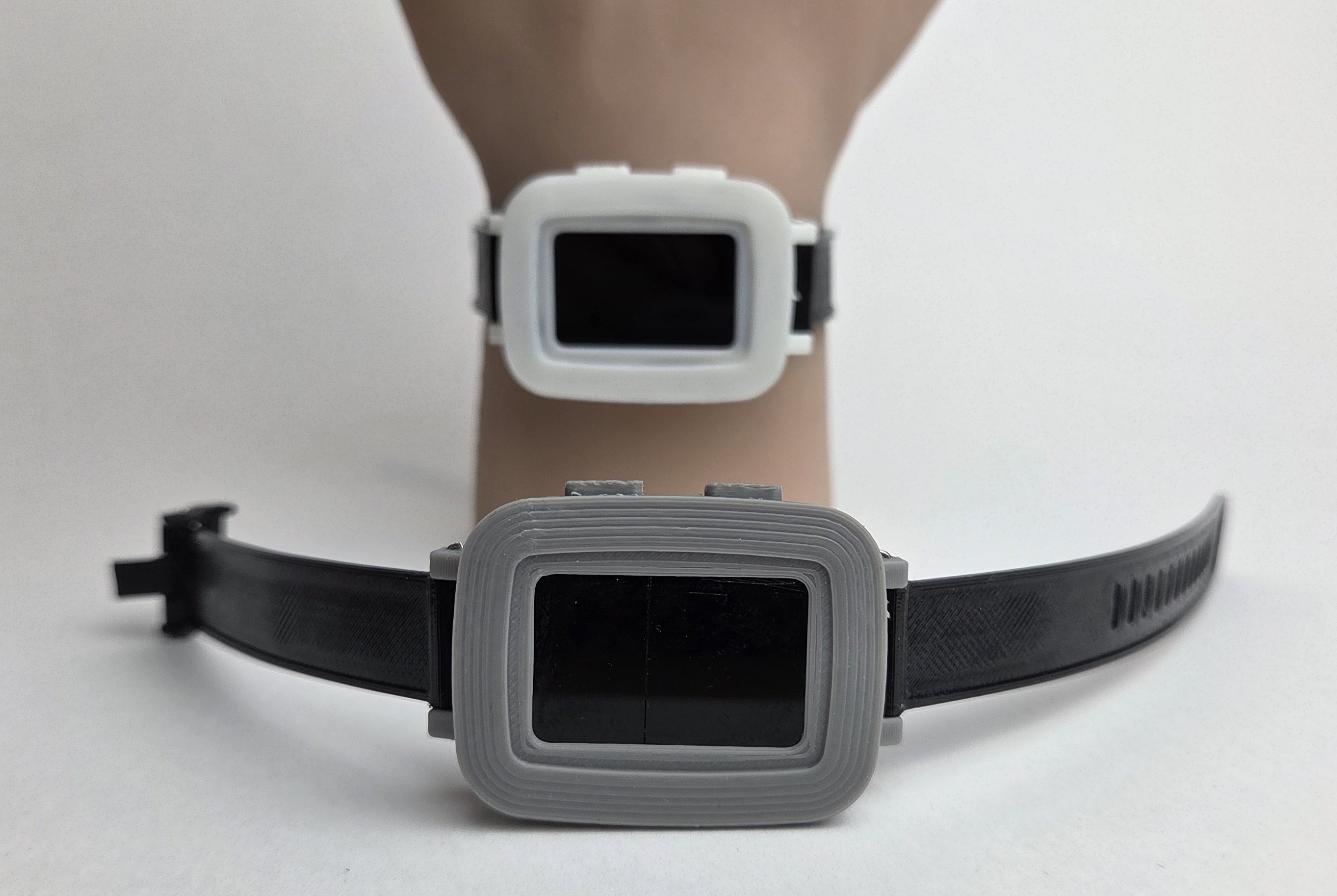 Figure 2: Closeup view of the Tailor wearable device